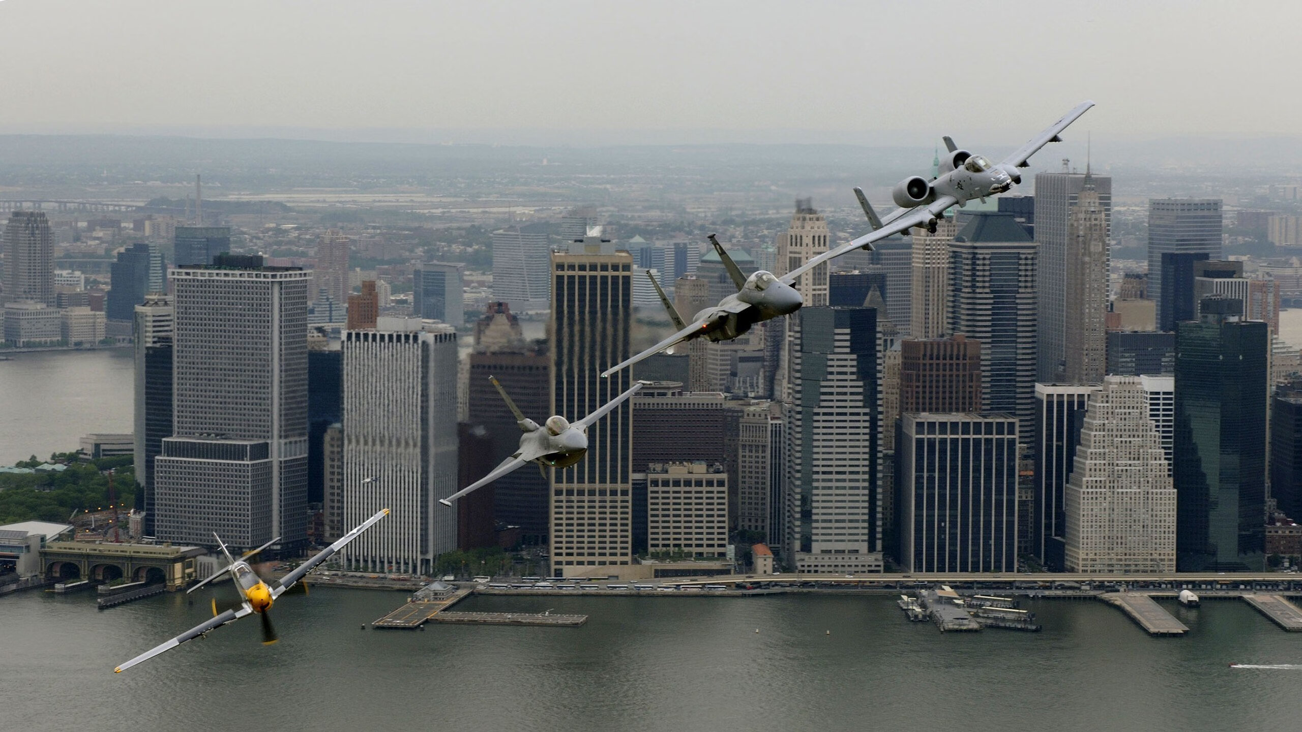 体育mk-勇士召开赛前动员会议强调团队合作，勇士队揭幕战